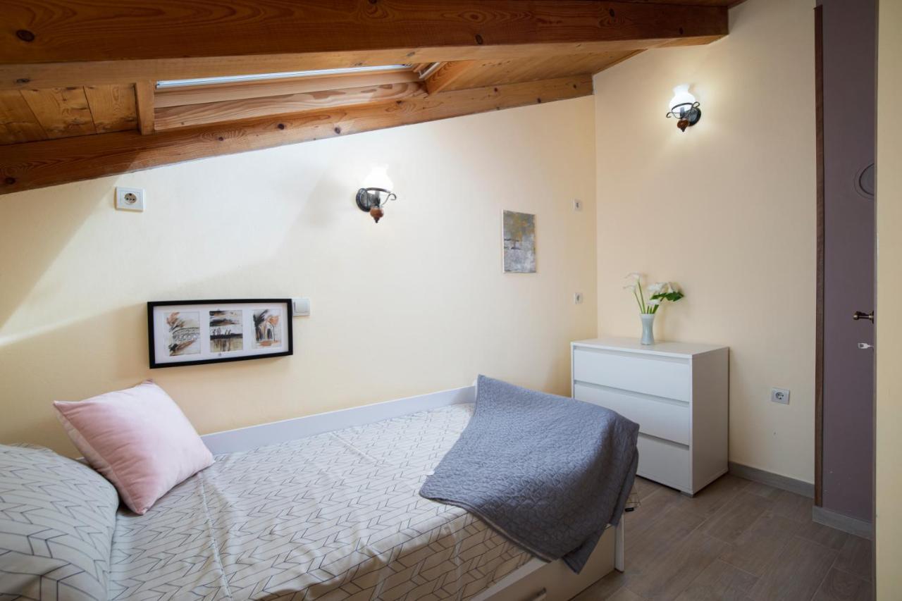 History Apartment Villa Veruda Pula Bagian luar foto